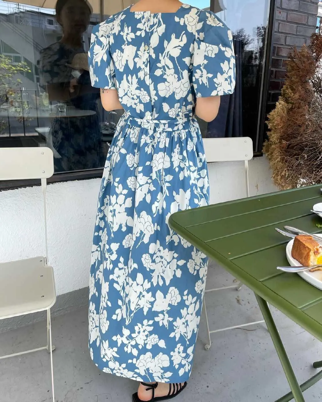 コレヒパアの女性のドレス夏の韓国のシックなフランスのエレガントな西洋風のスクエアネックレースアップウエストフローラルパフスリーブVestidos 210526