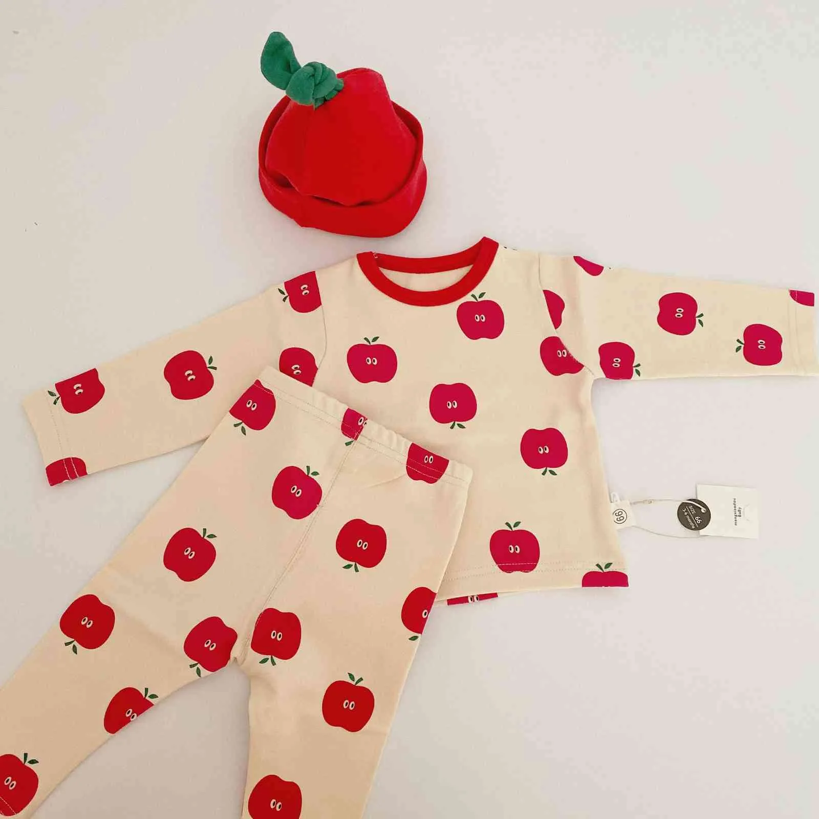 Baby kläder set flicka pyjamas valentines dag tre-bitars kostym spädbarn barn pojkar hushållsset äpple utskrift sovkläder kläder 210413