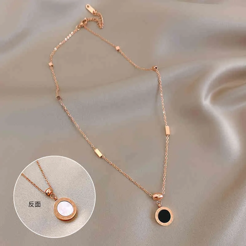 Titan Stahl Kette Schmetterling Halsketten Für Frauen Koreanische Alphanumerische Anhänger Halskette Temperament Mode Schmuck 2021