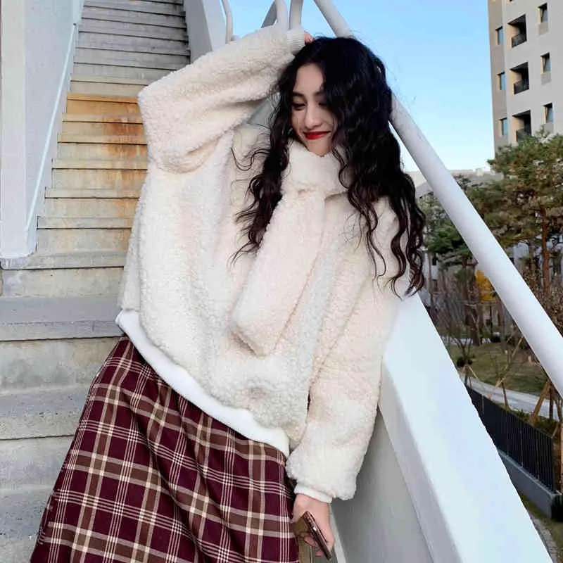2 kolory jesień zima koreański styl kobiety bluzy jagnięce futro z długim rękawem gruby ciepły bluza damska pulower C2131 210423