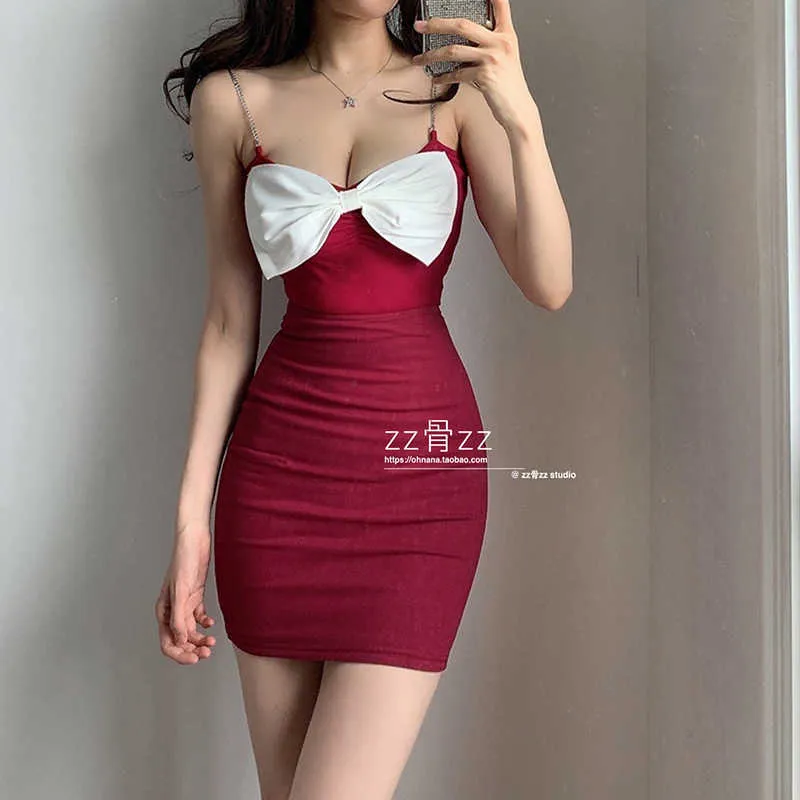 WOMENGAGA Sexy Sweet Ovely Bow Patchwork Strapless Short Metal Chain Tank Tops Summer Top Korean Women Vest Q795 210603