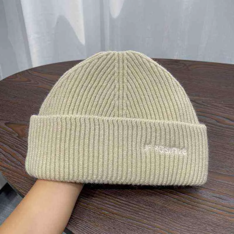 Fantastici berretti da ricamo Cappelli invernali uomo Donna Donna Berretti con teschio in acrilico con risvolto lavorato a maglia Hip Hop Casual Docker Skullies Y21111