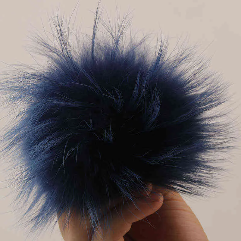 DANKEYISI Luxus Flauschigen Waschbären Pelz Pompom Ball Schlüsselbund Echtpelz Pom Pompom Nerz Pelz Pompon Für Hüte Taschen Schuhe Zubehör y21111