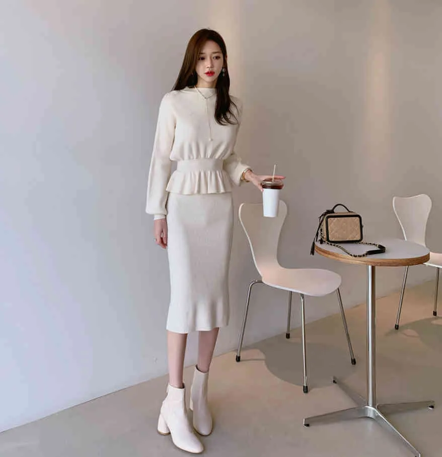 Conjunto de falda de dos piezas de punto Mujer Primavera Otoño Suéter de manga larga + Lápiz de cintura alta Trajes de damas elegantes coreanas 210518