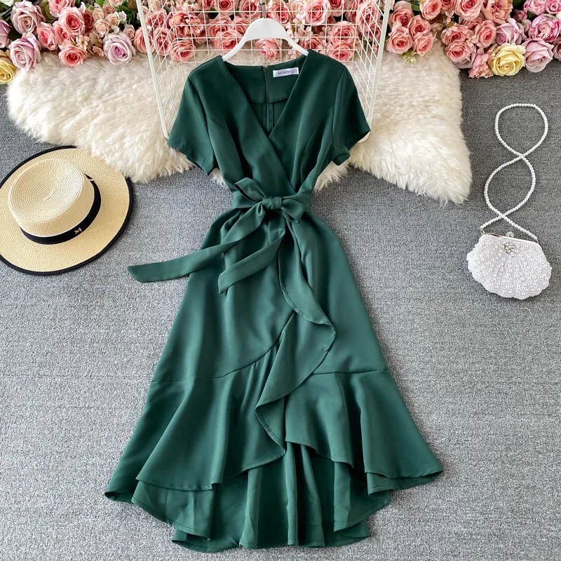 Sommar Vinatge Elegant Klänning Solid Färg V-Neck Mellanängd Midja Oregelbundna Fishtail Dress Kvinnor Vestidos Ruffles 210420