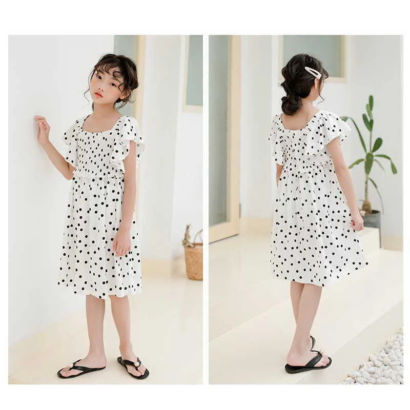 Großhandel Sommer Teenager Mädchen Kleid Fledermausärmel Dot Elastic Büste Niedliche Stil Kinderkleidung E32035 210610