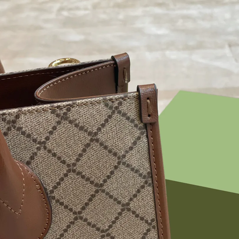 Top skórzana jakość portfele dama rączka listu na ramię krzyżowa torebka popularna moda otwartej świeżo torebki słynne 1842
