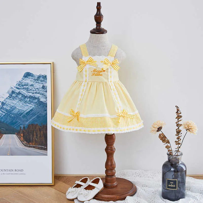 小さな女の子イースター黄色のドレス子供夏の刺繍コットンサンドレスベビーロータスペインフロックジャパン韓国風210615