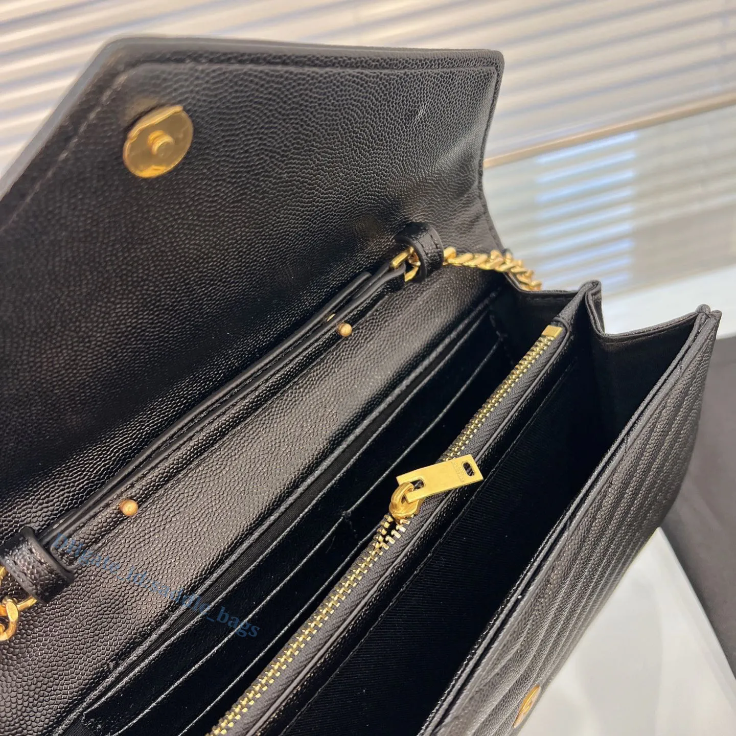 Cross Body Cluth Letter Leather Flap Totes Fashion Letter Chain Wallets Hot Hasp V Stripes Lady Shoulder Inner Zipper Card Holder Practical Simple Purse