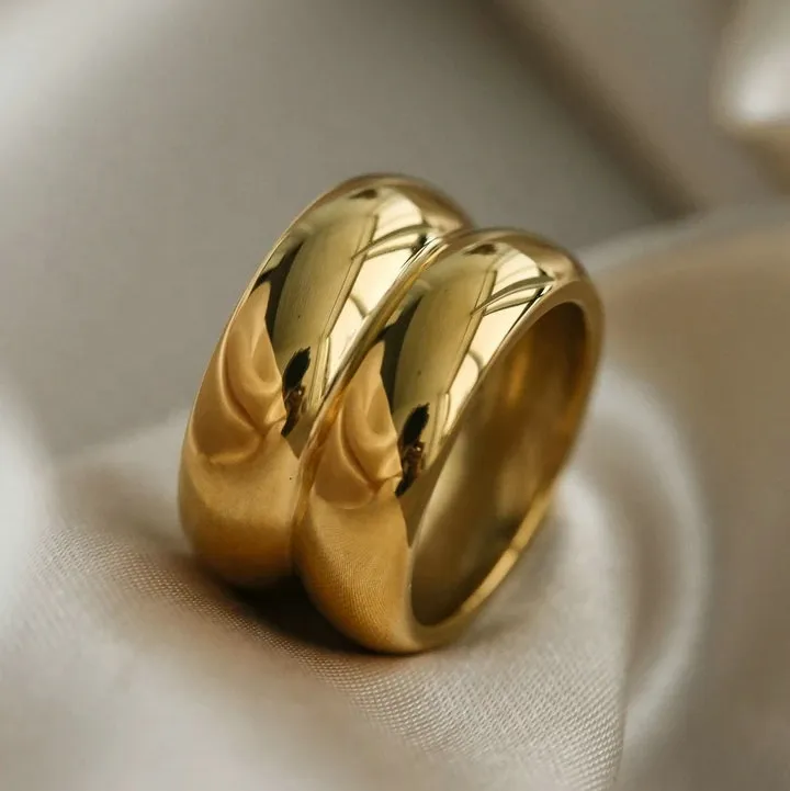 13 mm breiter, glatter Ehering aus 18-karätigem Gold mit IP-Beschichtung, klobiger Ring aus Edelstahl, wunderschöner detaillierter Goldblod-Ring für Damen4670783