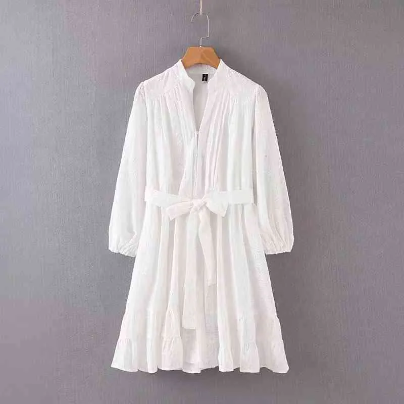Brousodery vit spets klänning kvinnor bomull lykta långärmad vår höstklänning ihålig ut knapp sash pläterad klänning kvalitet 210415