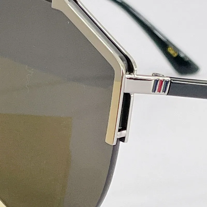 Occhiali da sole con misure parziali indipendenti aste personalizzate designer ottima protezione UV occhiali GG0584S protezione solare occhi pro253z