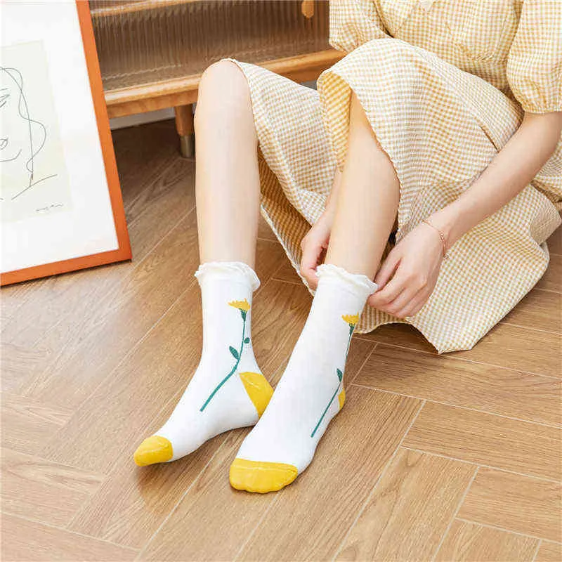 Spitzenrüschensocken süße weiße Frau Calcetines Harajuku Kawaii Frauen Alien Skarpetki Kobieta Skarpety Cartoon Calcetas Mujer Socke 211204