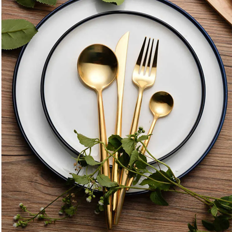 Kubac New 24st Set Golden Cutary Leon Top Stainless Steel Steak Lnife Fork Party Cutskil Servis Set Dining Appliance X308X