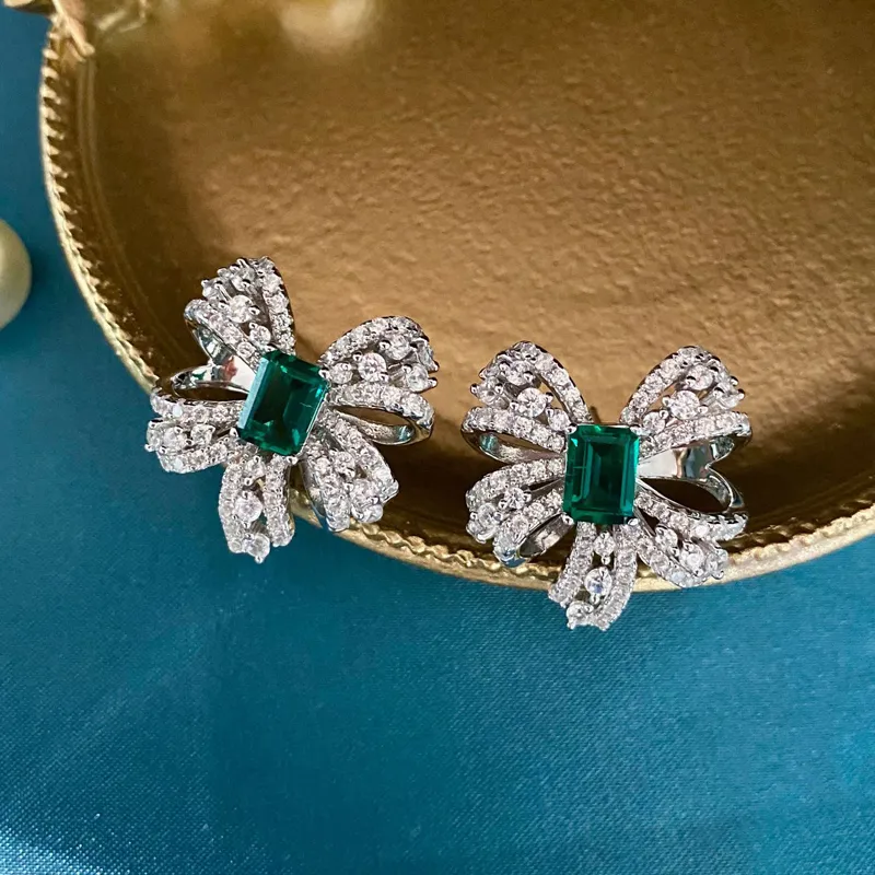 OEVAS Luxury 925 Sterling Silver Creato Moissanite Emerald Gemstone Birthstone Ear Studs Orecchini Gioielleria raffinata all'ingrosso