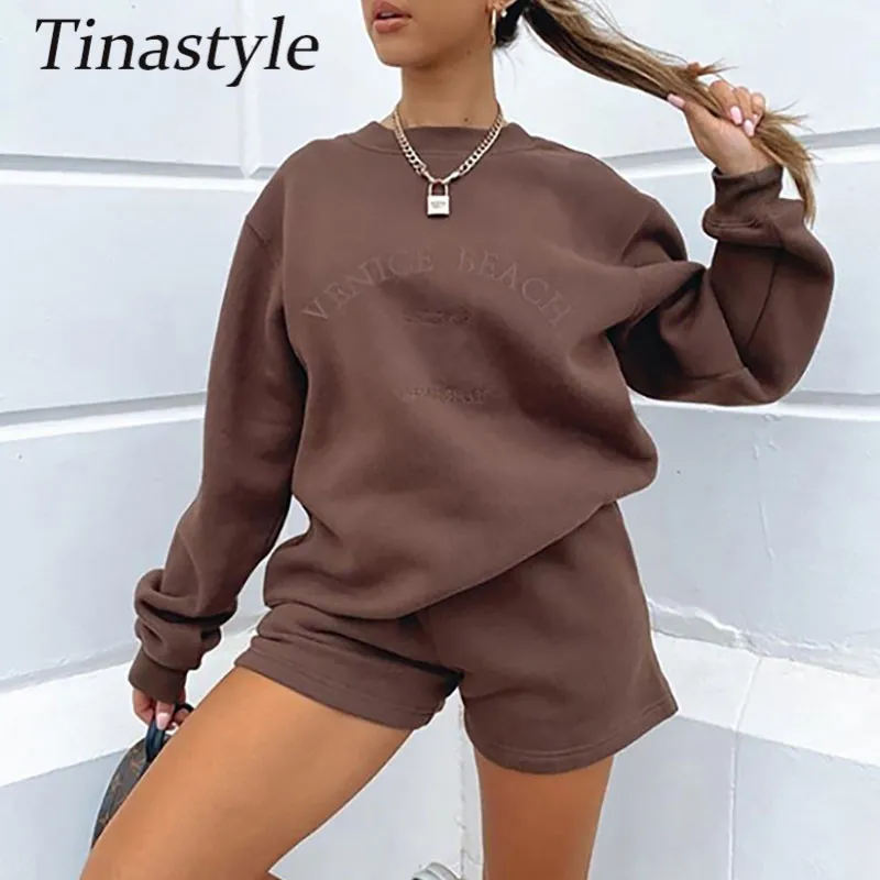 Tinastyle Thick Winter Two Piece Set Jumpsuit For Women Long Sleeve Pullover And High Waist Shorts Suit Casual Warm Set X0428