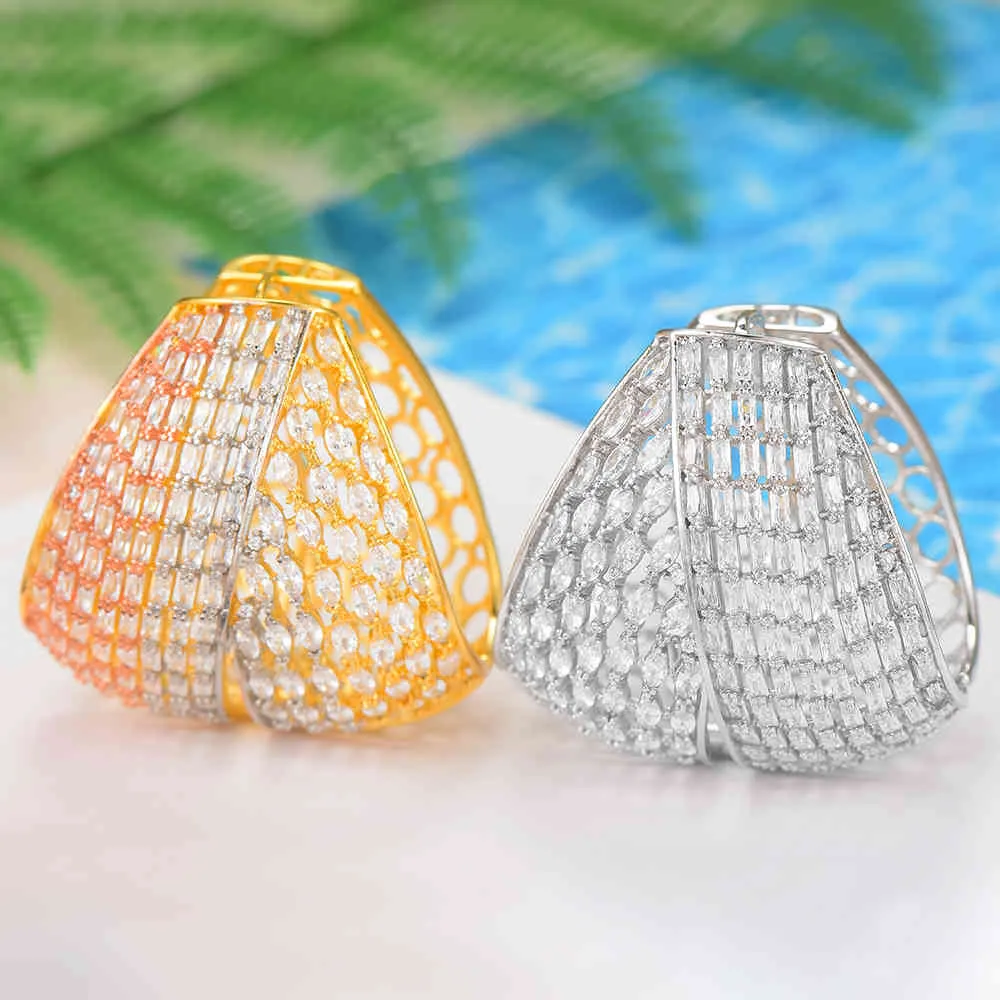 Kellybola Merk Dubai Luxe Hollow Brede Hoepel voor Dames Bruids Volledige Cubic Zirconia Oorbellen Sieraden Design
