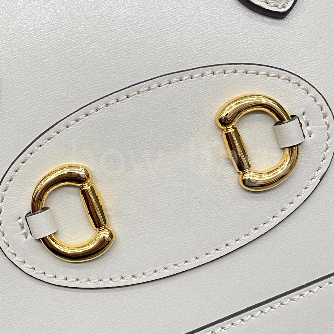 2021 Luxury Designers Fashion Lady Letter Tote Plain Clutch Bags Purse Zipper Handbags Diamond Lattice Quilting Interior Slot 2148