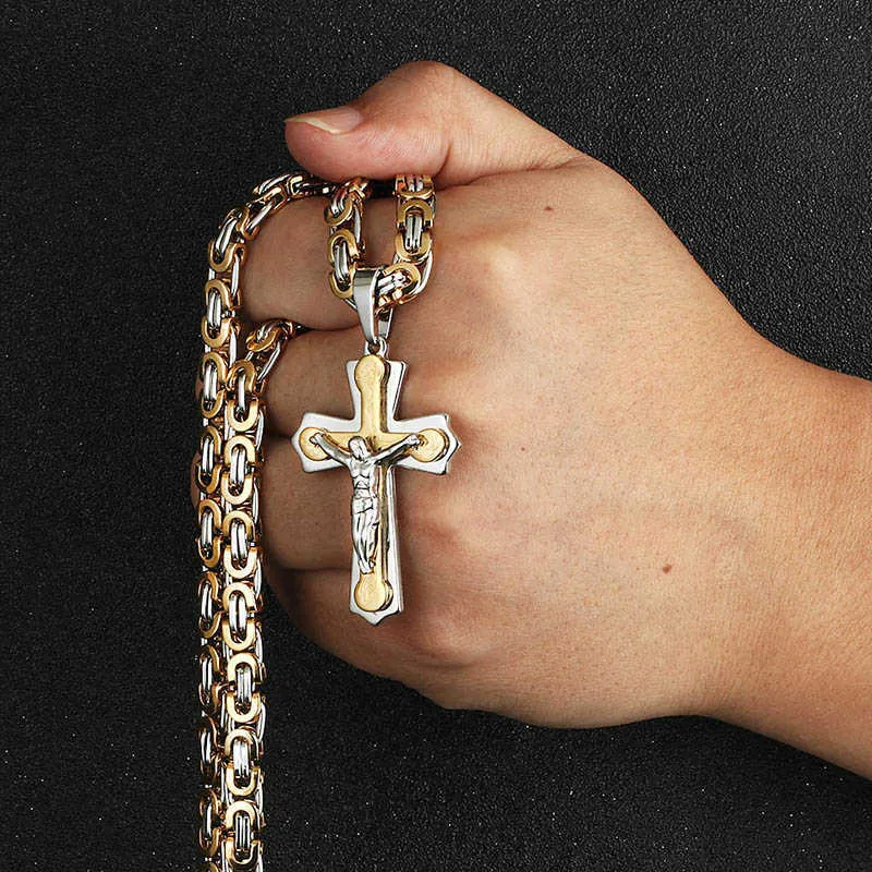 Religiös Jesus Cross -halsband för män Guld i rostfritt stål Crucifix -hänge med kedjans manliga smycken gåva 210721246L