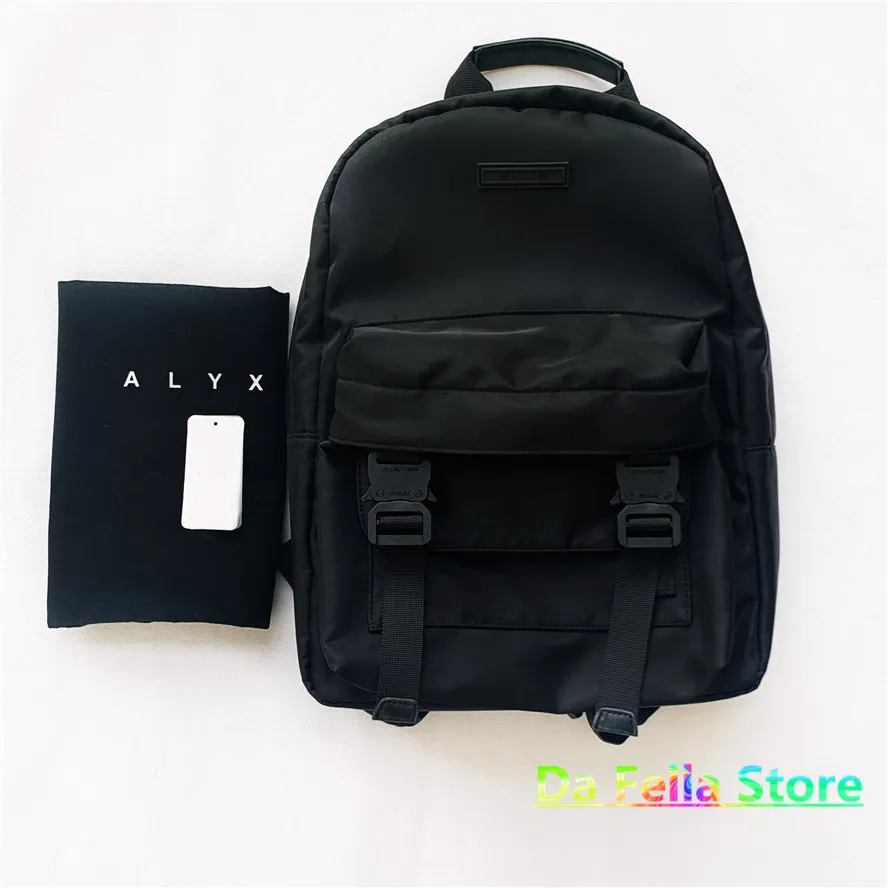 Mochilas casuais Preto Double Front Bolsos Homens Mulheres Sacos 1: 1 Qualidade Tático Nylon Borracha Patch Logo Saco