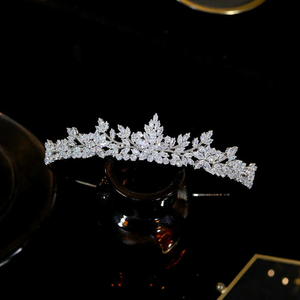 Bijoux de fête de mode collier de mariée Bracelet boucles d'oreilles couronne complète CZ mariage bijoux de mariée ensemble princesse cadeau adulte couronne T0981 H1022