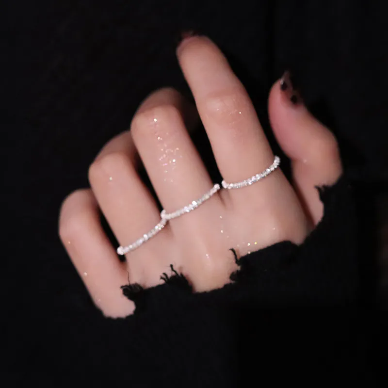 خاتم متلألئ من الفضة الإسترليني عيار 925 بنمط بسيط متعدد الاستخدامات مزخرف بمؤشر مدمج خاتم إصبع للسيدات مجوهرات عصرية