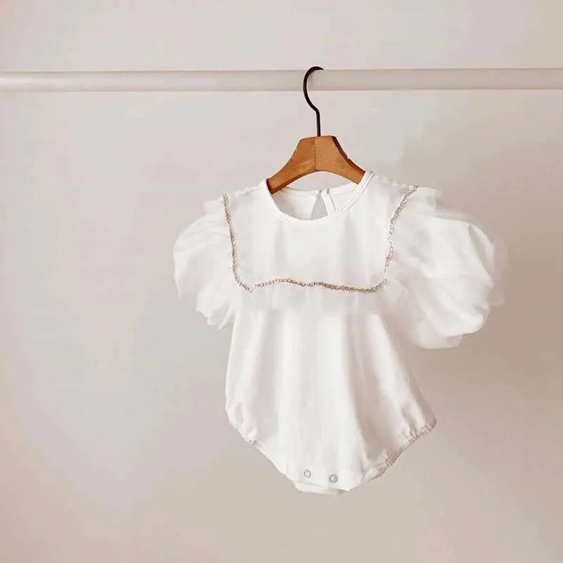 Barn Boutique Kläder Baby Vit Bomull Romper Ruffle Ärm Girls Princess Jumpsuit 1st 1 2 År Birthday Party Kläder 210615