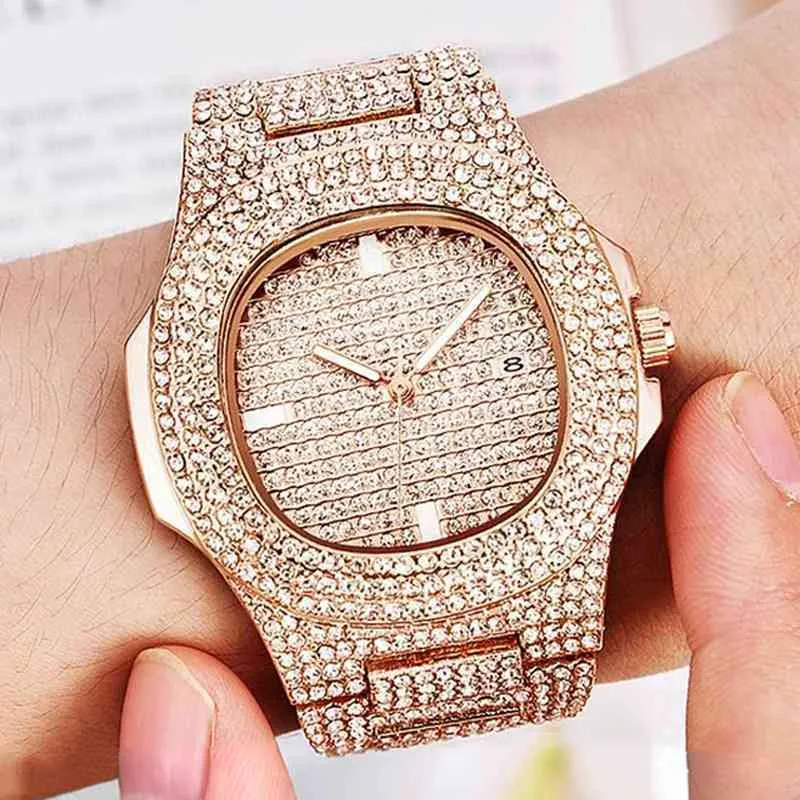 Märke Iced Out Diamond Watch Quartz Gold Hip Hop Quartz armbandsur med Micropave CZ rostfritt stålklocka Relogio250b