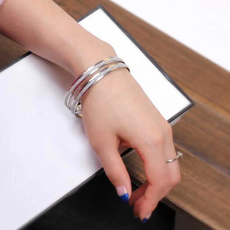 Mode eenvoud manchet frosted party elegante hoepel armband armband creatieve sieraden voor vrouwen giften q0719