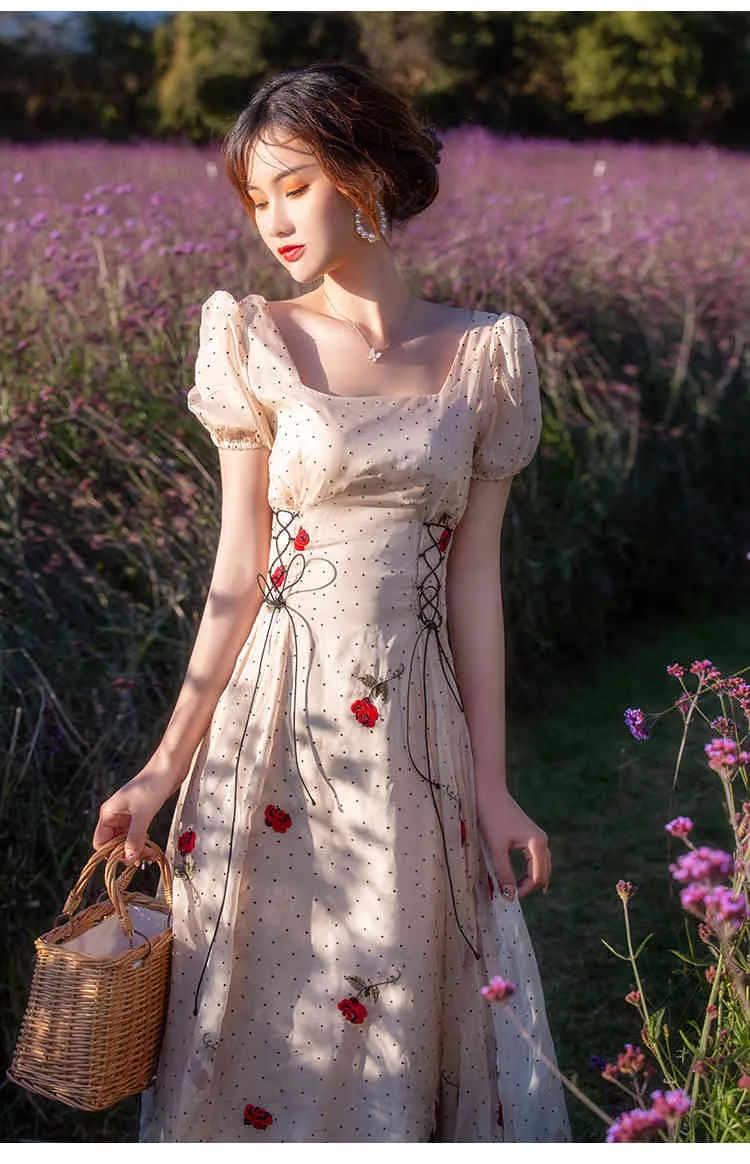 Summer Sweet Women Puff Sleeve Square collar Rose Embroidery Female Vestidos Retro Lace Up Slim A Line Party Dresses 210514