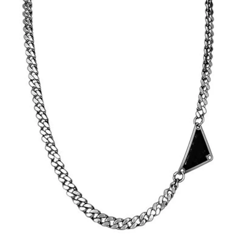 Uomini Donne AlloyTriangle Lettera Collo Collana Fashion Brand Jewerly Accessori Hip Hop E Regalo Di Nozze Feste