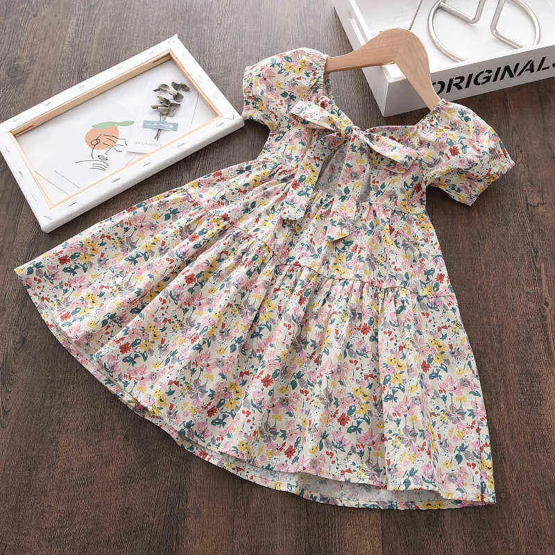 Bärenführer Mädchen Blumenkleider Mode Süße Kinder Blumen Kostüme Kinder Ärmellose Vestidos Kleinkind Baby Kleidung 211027