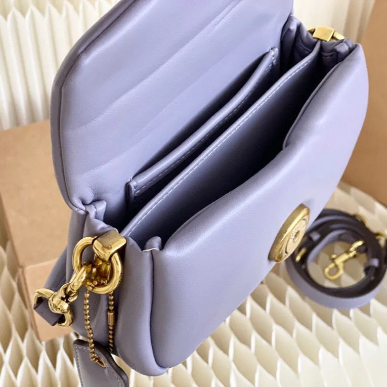 Tabby Women Handbags Luxurys 베개 디자이너 클라우드 핸드 가죽 Satchel4813028