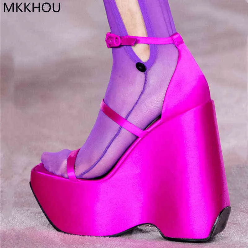 드레스 신발 Mkkuhou 패션 샌들 여성 새로운 스퀘어 헤드 얇은 스트랩 발목 버클 플랫폼 높이는 웨지 여름 220303