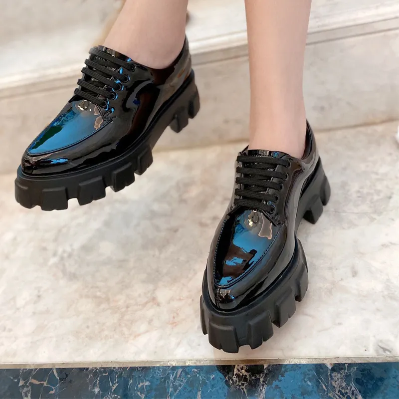 scarpe da donna viaggi in via di viaggio da donna bianca nera allacciata sneaker casual di punta quadri