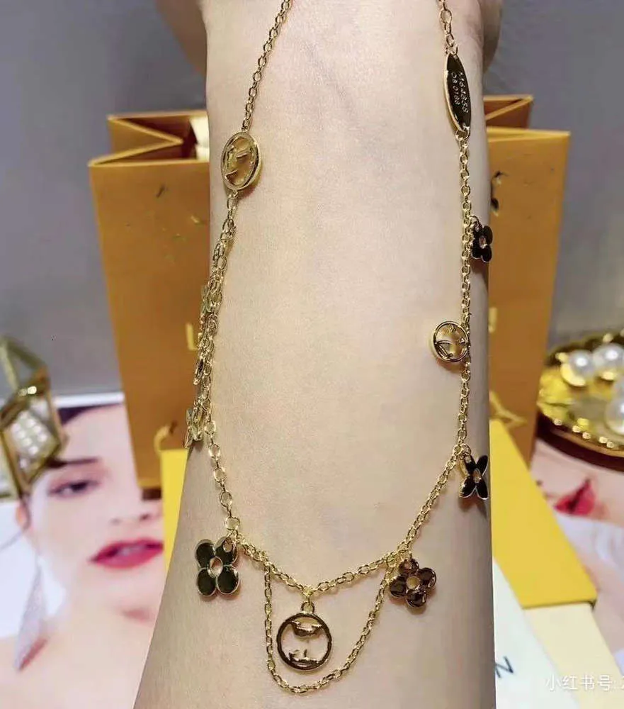 Tassel Fourleaf Clover Multilayer Titanium Steel Gold Color NonFading Luxury Pendant Necklace for Girlend6323595