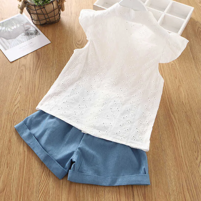 Summer Girls set Flying Sleeve Hollow Revers Button T-shirt + Bow Shorts Kids Toddler Baby Clothes 210528