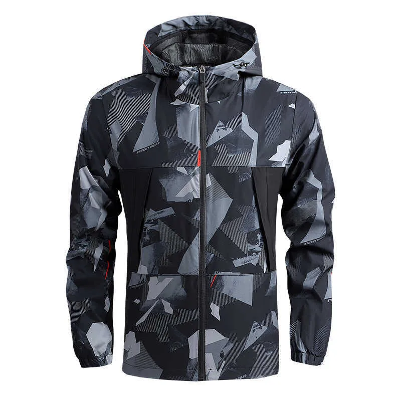 Shark Soft Shell Wojskowy kurtka taktyczna Mężczyźni Casual Sport Outdoor Coat Wodoodporna Oddychająca Wiosna Cienka Męska Kurtka Kamuflażowa 210707