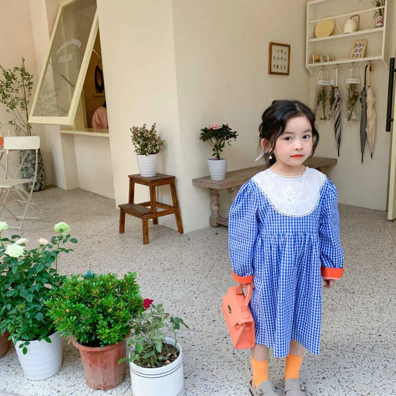 Kleine Prinzessin Spitze Kragen Plaid Kleid Koreanischen Stil Kleinkind Mädchen Langarm Temperament Lose Kleider Für Baby Mädchen 210615
