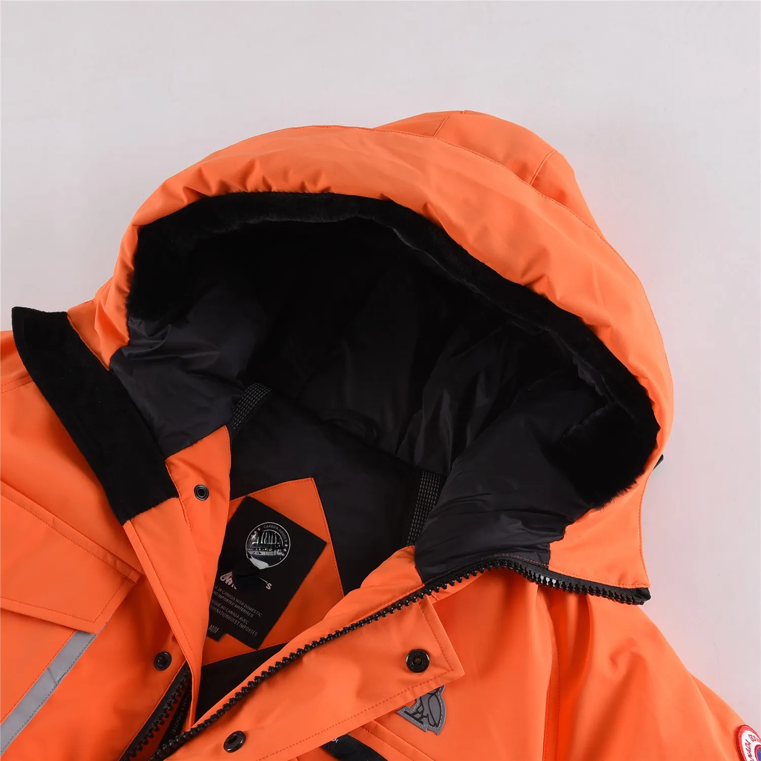 الرجال الشتاء الفاخرة أسفل جاكيتات الأزياء طباعة تصميم هوديي معطف دافئ ستر سترة يندبروف Y600A4630