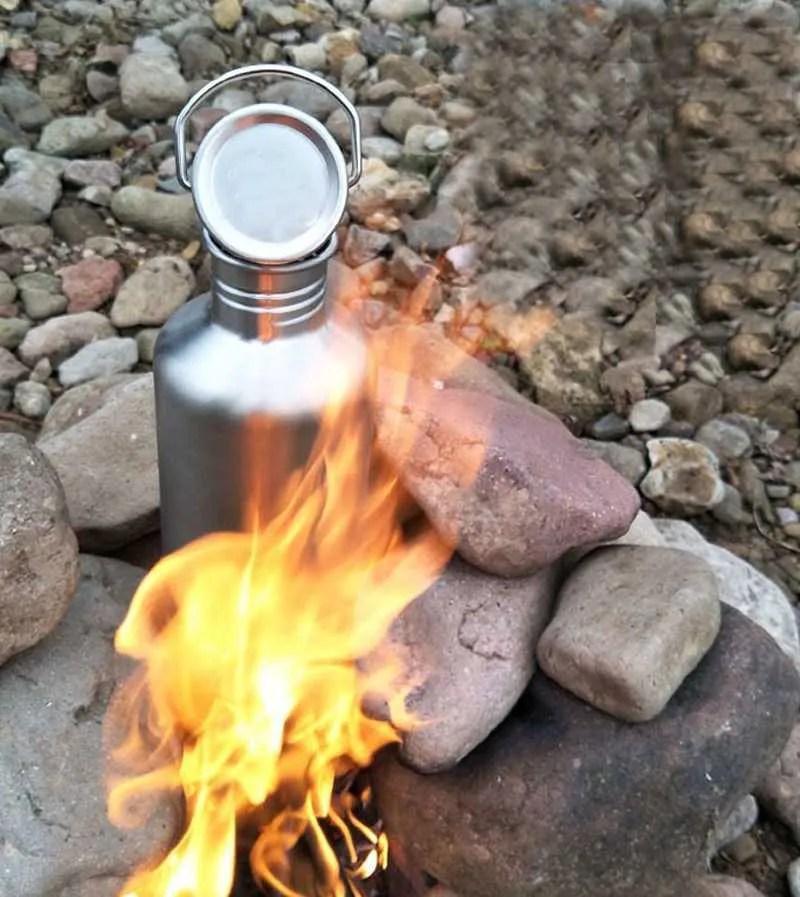 Bouteille d'eau bière sans bouteille de boisson en acier inoxydable thermique 304 bouteilles de boisson de sport tasse tasse flacon à vide sans BPA 210914