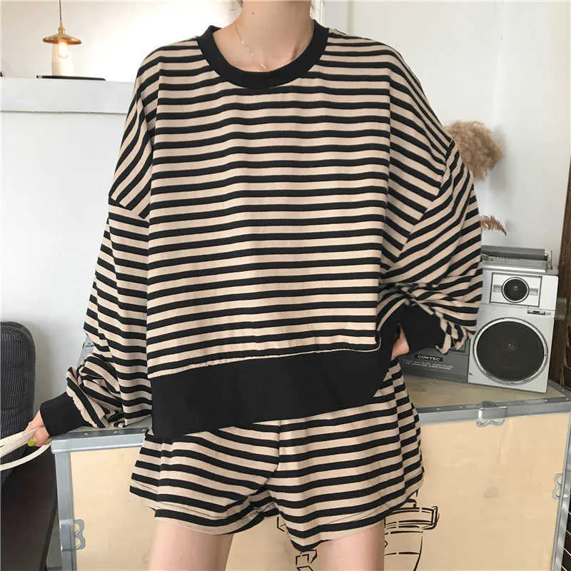 Kanske du Kvinnor Crew Neck Striped Loose T Shirt Shorts Tow Pieces Set Brown Blue T0246 210529