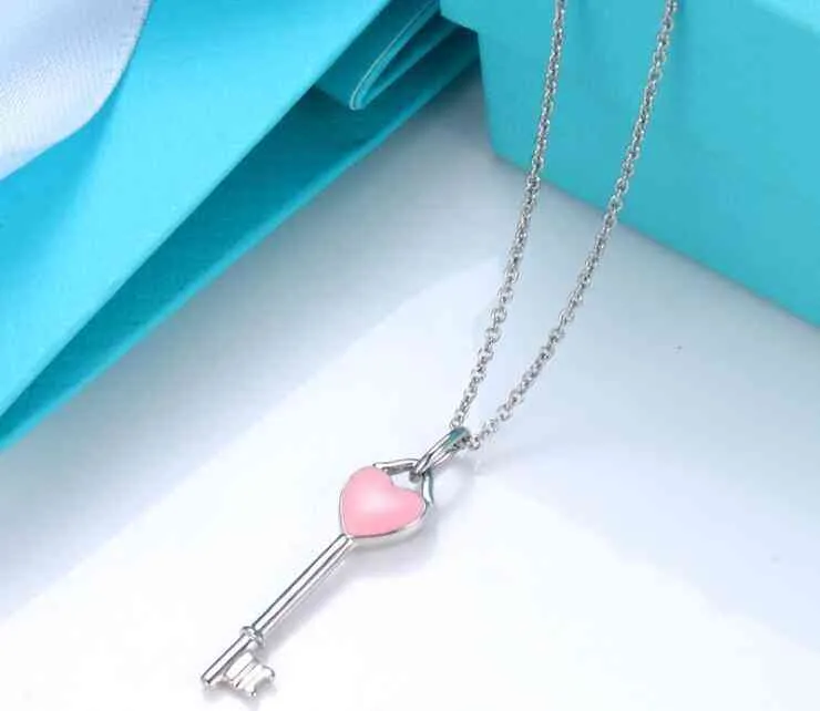 TIF2021 novo pingente chave de coração feminino feminino azul coração-dado forma cor-de-rosa coração-forma clavícula chave colar g1105
