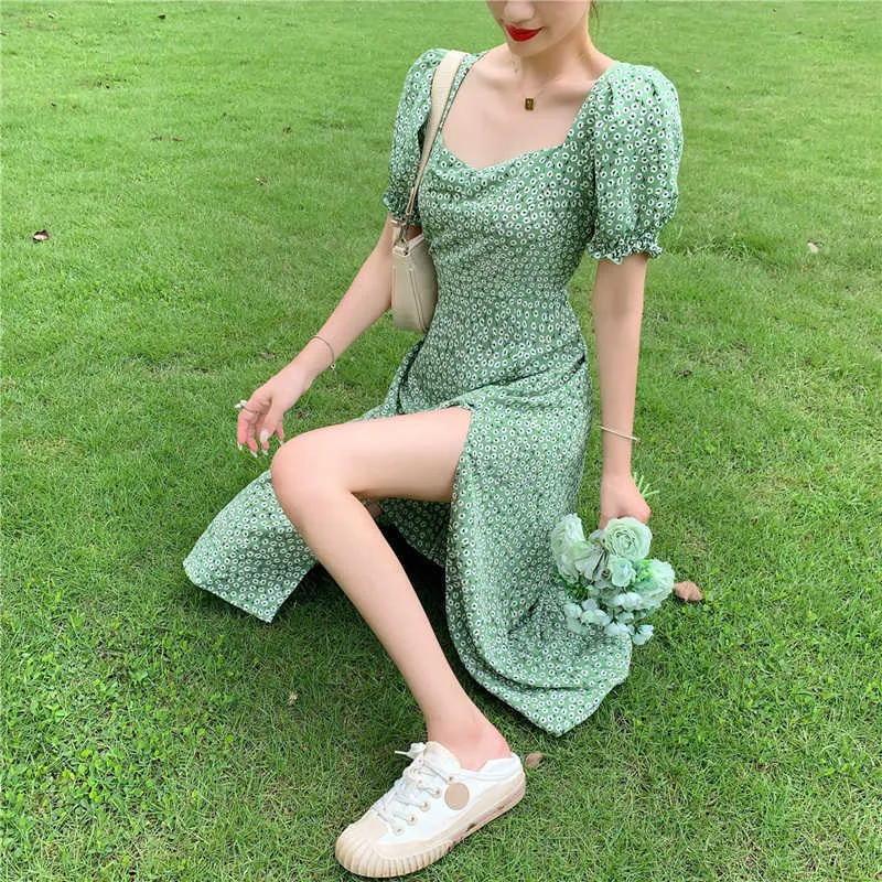 French Retro Square Collar Floral Dress Xia Xiu Slim Waist Split Mid-length Bubble Sleeve Fruit Green 210604