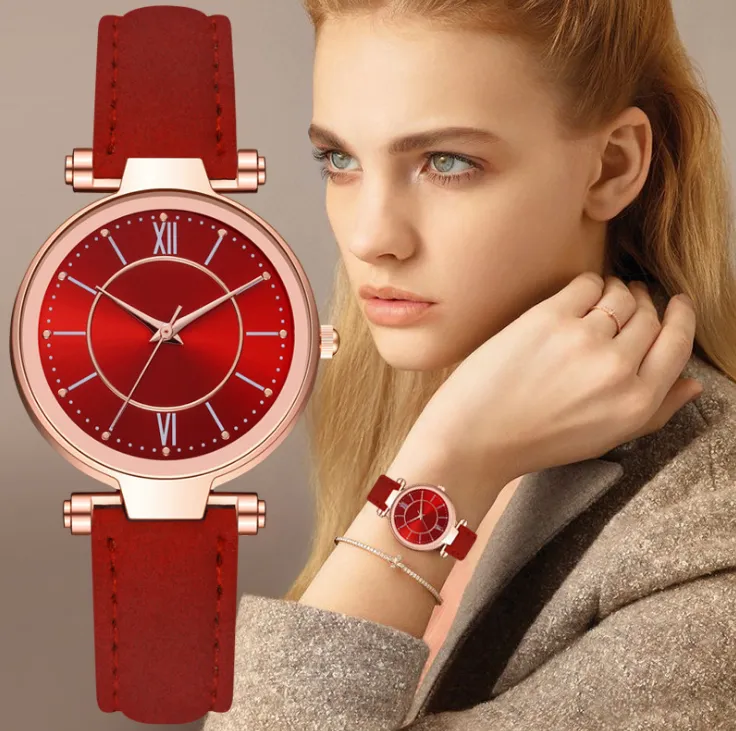 McYkcy Brand Brand Leisure Fashion Style Womens Watch Roman Roman Round Dial Quartz Ladies Watch Начаты с красной кожаной Band283Y