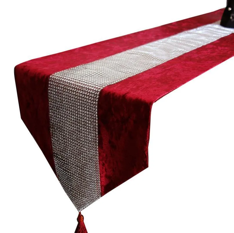 Table Runner with Silver Glitter Diamond Strip and Tassels Bed Table Runner for Home Hotel Wedding Party Decoration