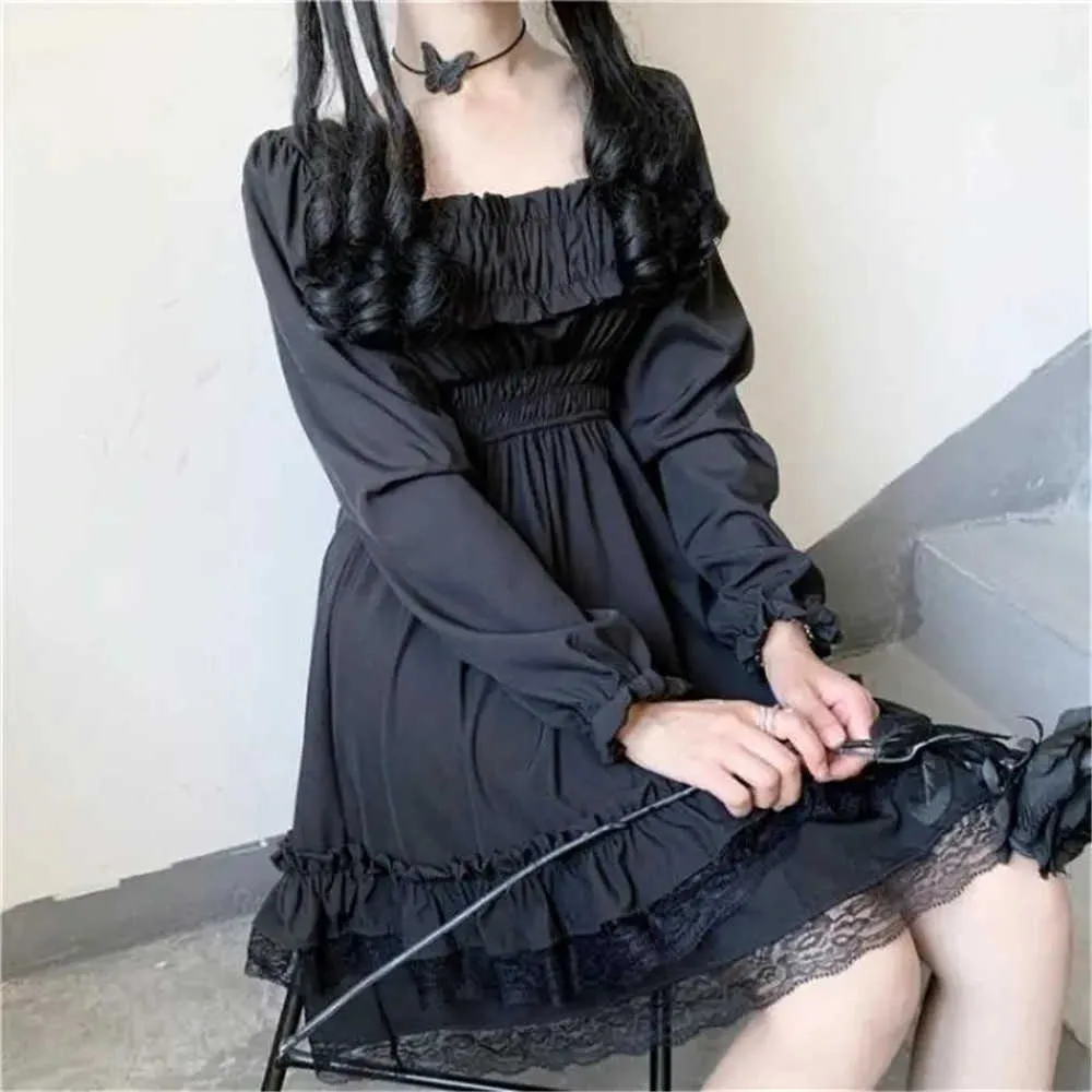 Lolita giapponese Plus Size 4XL Principessa Mini abito nero Donna Vita alta Abito gotico Manica a sbuffo Pizzo Ruffles Abiti da festa 210619