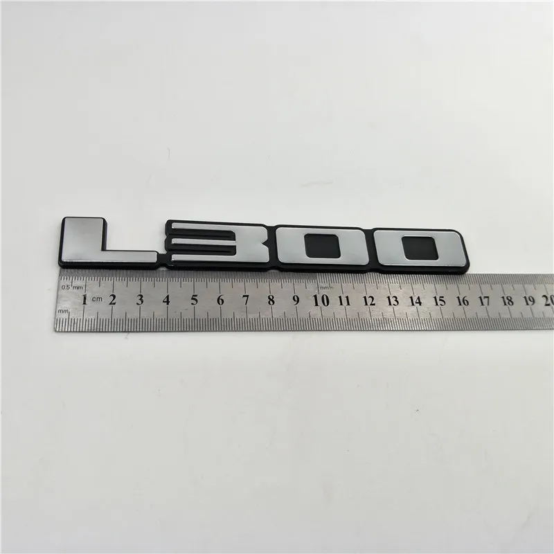 Mitsubishi Triton L200 L300 L300 portellone posteriore logo Emblem Lato Fender Sticker Decalcomania Badge targa
