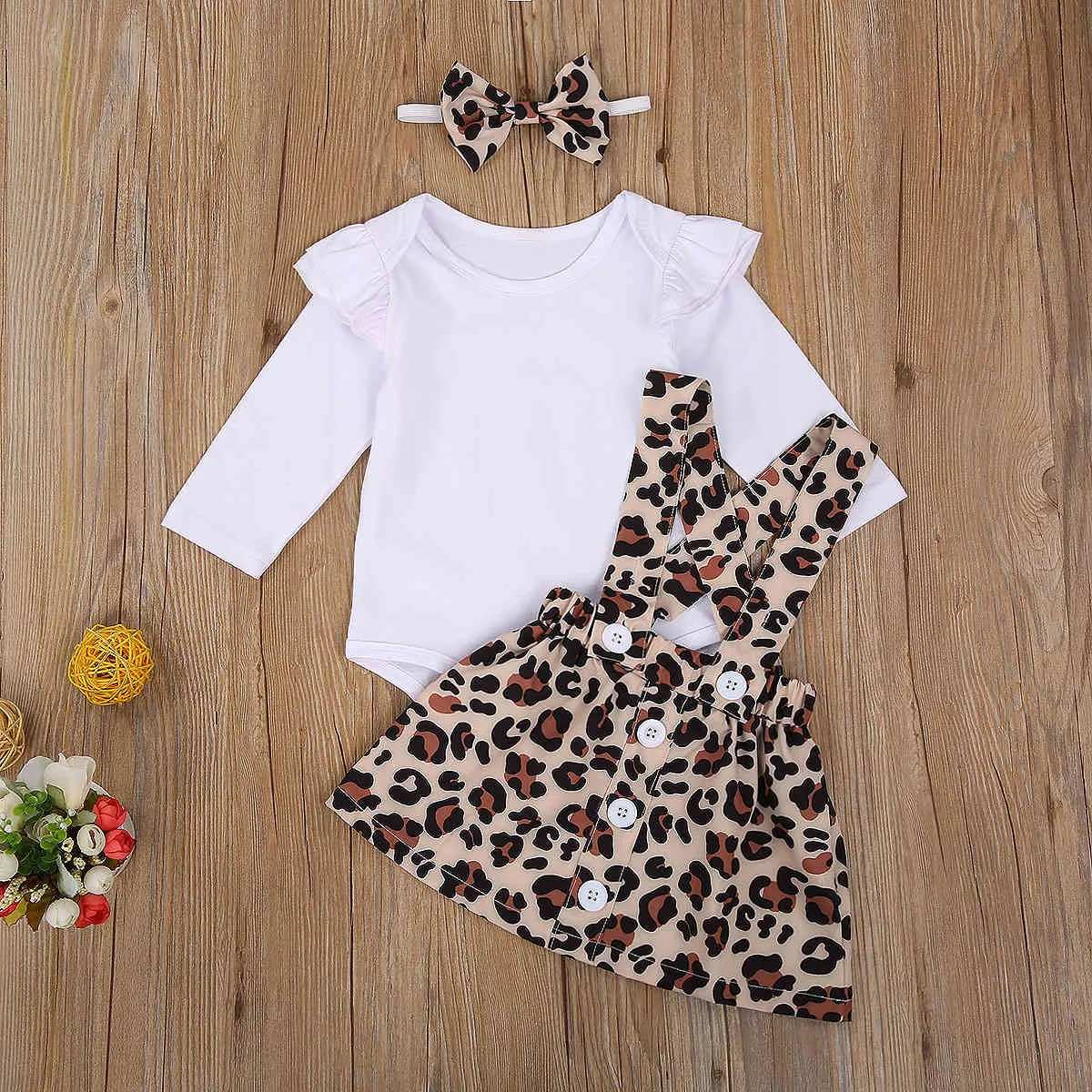 0-24M Autumn Spring born Infant Baby Girls Clothes Set White Long Sleeve Top Skirts Overalls Outfits 210515