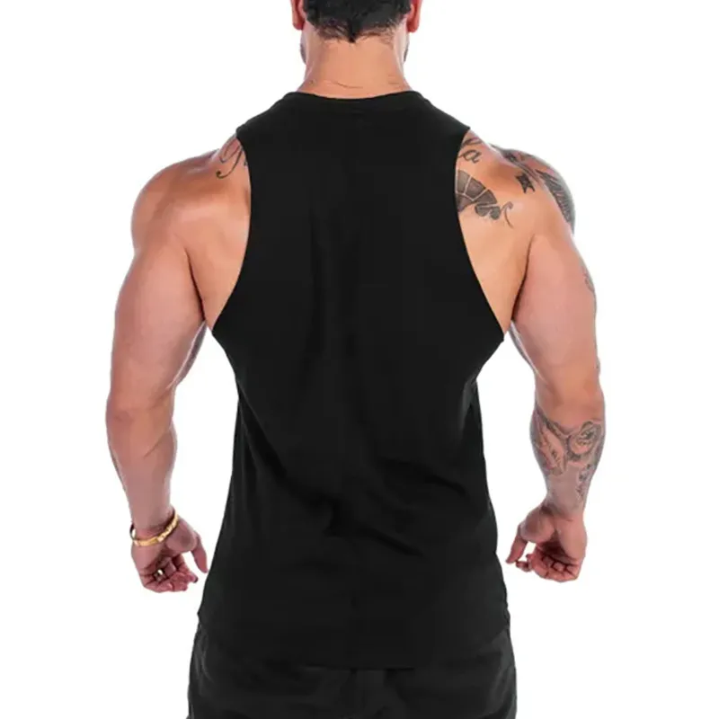 Verão Moda Muscleguys Gymwear Marca Bodybuilding Stringer Tanque Homens Sportswear Fitness Homens sem mangas M-XXL 210421